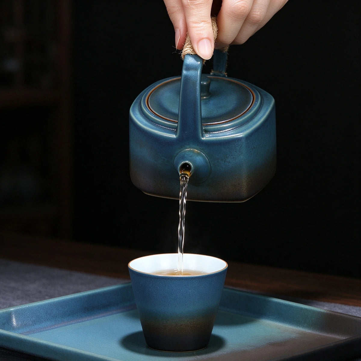 Tiliang Teapot