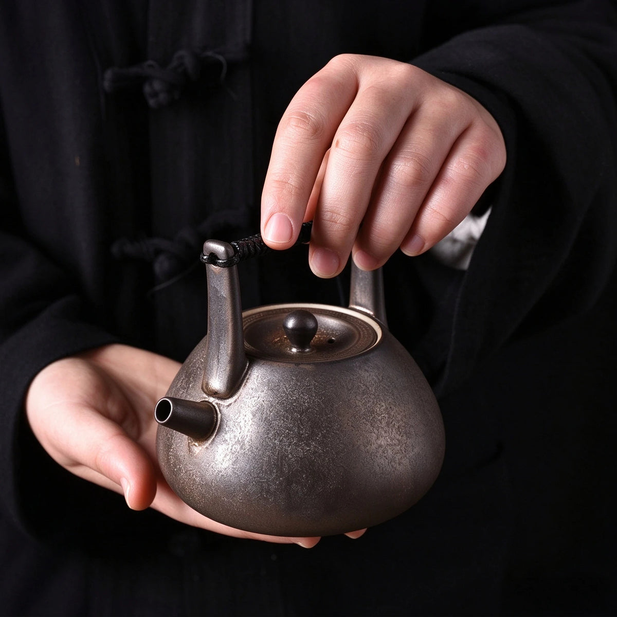 Handcrafted Dark Clay Tiliang Teapot