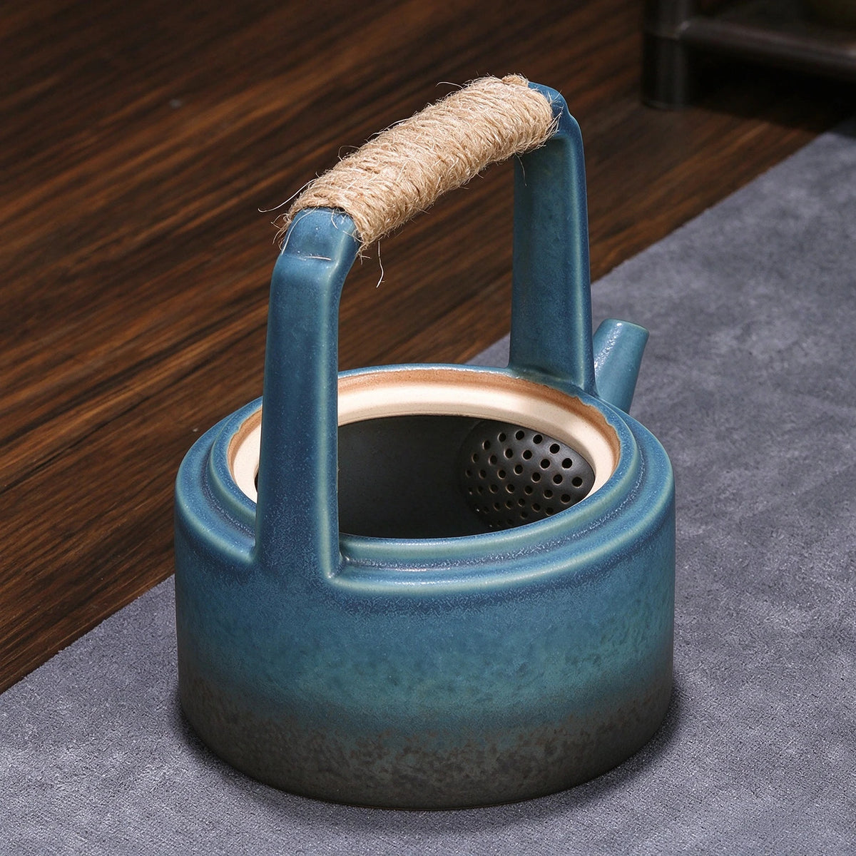 Tiliang Teapot