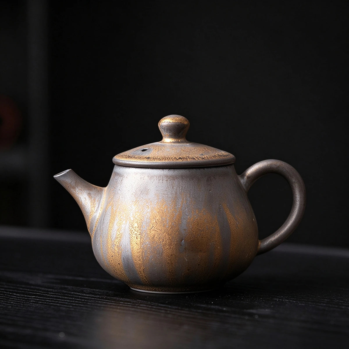 Aurora Teapot