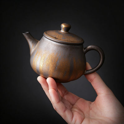 Aurora Teapot