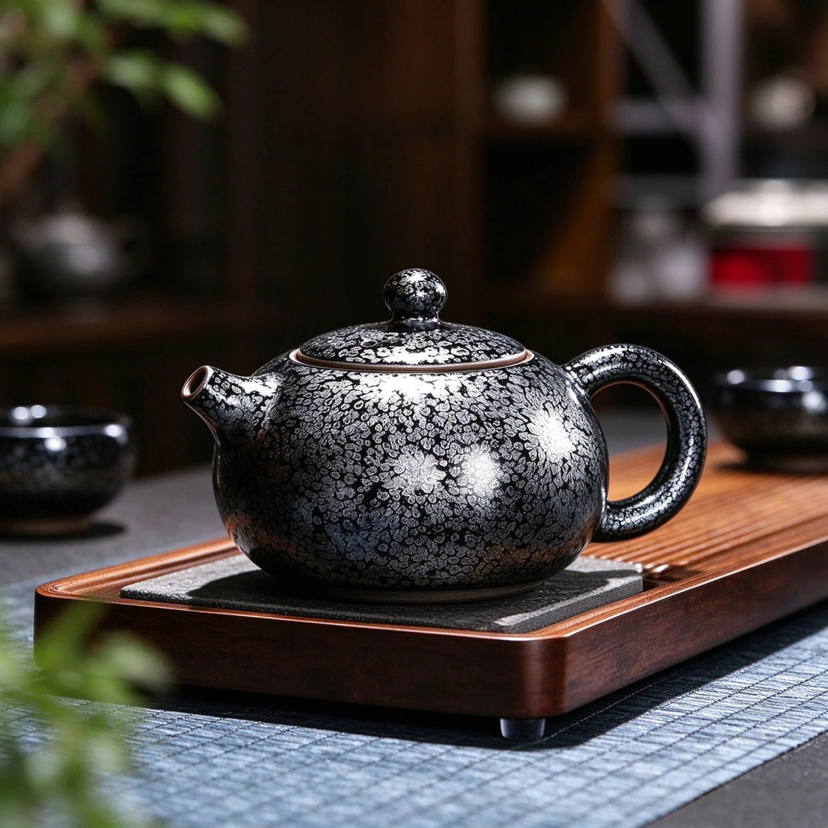 Black Silver Speckled Xi Shi Teapot