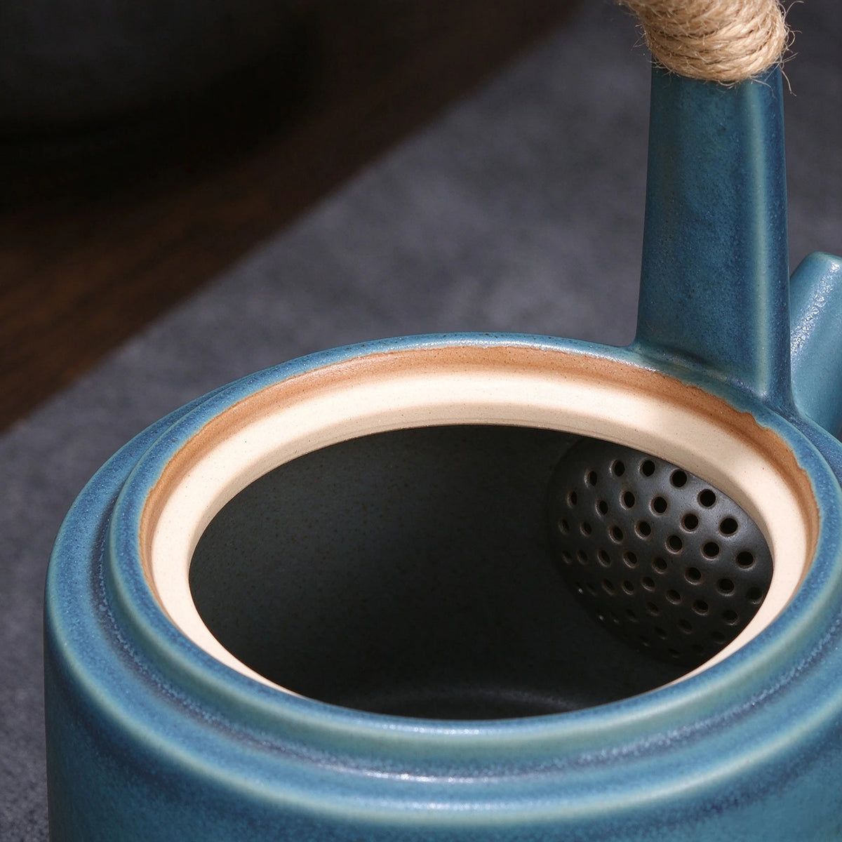 Tiliang Teapot
